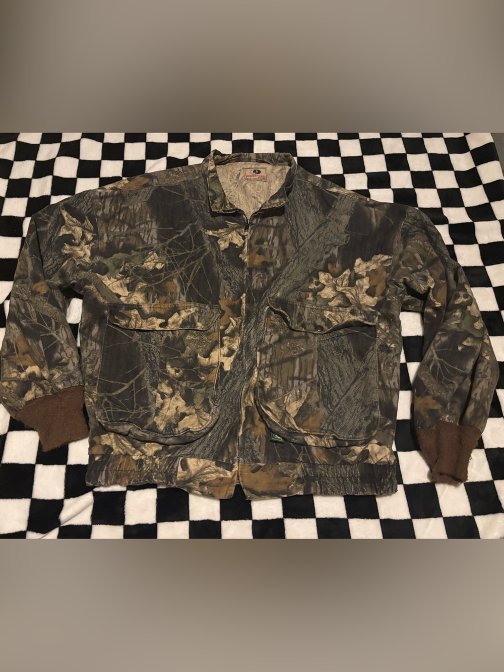 Men’s lightweight size large mossy oak camo jacket